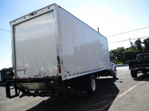 2016 Ford Super Duty F-650 Straight Frame 24 FOOT BOX TRUCK *... for sale in south amboy, LA – photo 4
