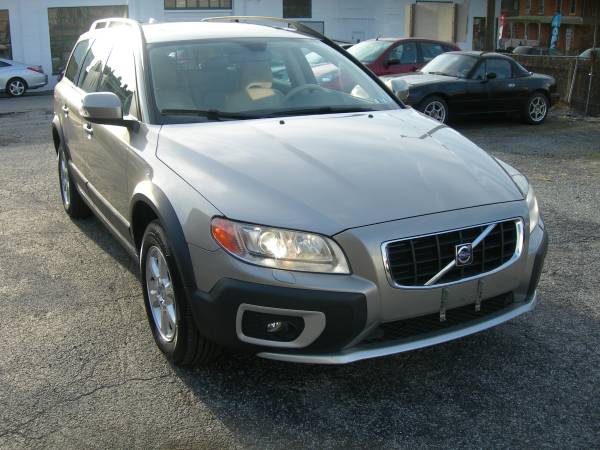 2008 Volvo XC70 CLEAN CARFAX - - by dealer - vehicle for sale in Columbia, PA – photo 9