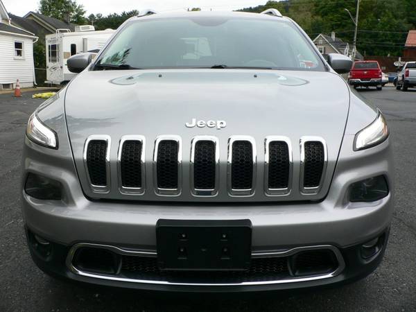 15 Jeep Cherokee Limited, 4cyl, Leather, Sunroof, Nav, Like New! 59K! for sale in binghamton, NY – photo 4