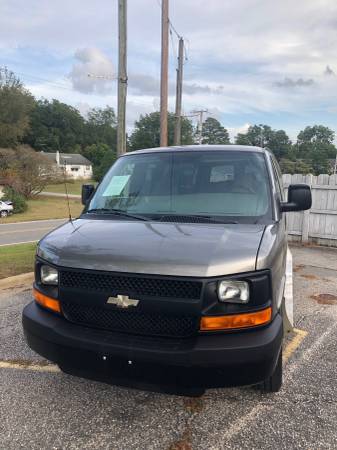 2009 CHEVY EXPRESS PASSENGER VAN-SEAT 15-->ONLY 36K MILES, WONT LAST- for sale in Four Oaks, NC – photo 8