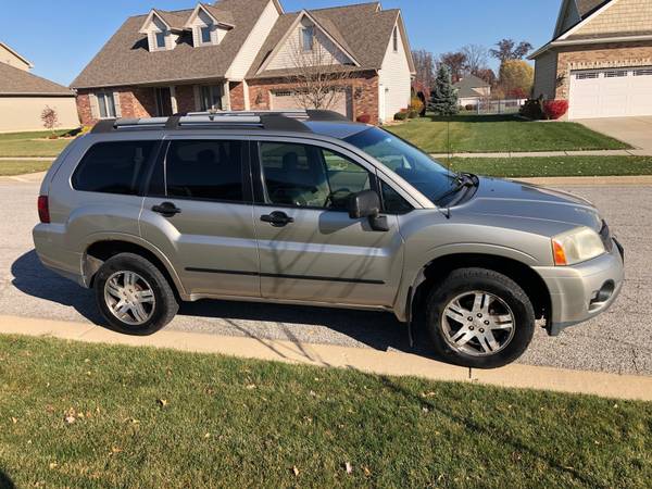 2006 Mitsubishi Endeavor (OBO) - cars & trucks - by owner - vehicle... for sale in Crown Point, IL – photo 4