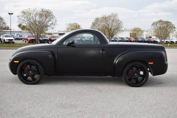 2005 Chevrolet SSR ***CLEAN NEBRASKA TITLE W/73K MILES ONLY*** -... for sale in Omaha, IA – photo 11