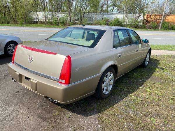 2006 CADILLAC DTS - - by dealer - vehicle automotive for sale in Rome, NY – photo 4