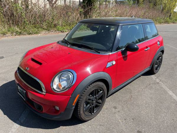 2013 MINI Hardtop Cooper S 2dr Hatchback - - by dealer for sale in Seattle, WA – photo 2