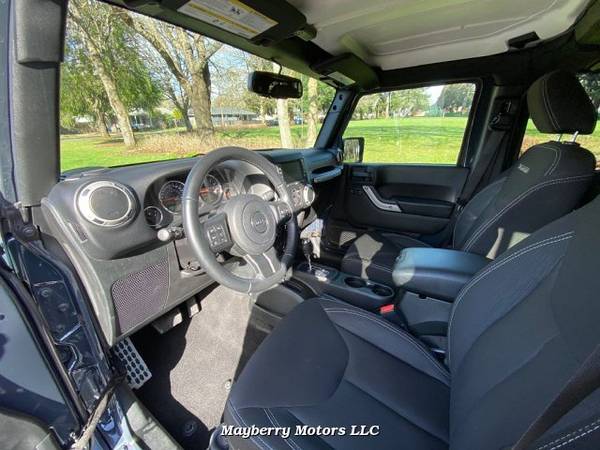 2017 Jeep WRANGLER UNLIMI SAHARA - - by dealer for sale in Eugene, OR – photo 10
