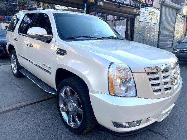 2012 Cadillac Escalade AWD Luxury - EVERYONES APPROVED! - cars & for sale in Brooklyn, NY – photo 13