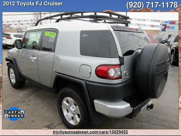 2012 TOYOTA FJ CRUISER BASE 4X4 4DR SUV 5A Family owned since 1971 for sale in MENASHA, WI – photo 3