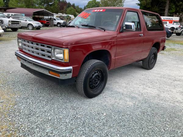 84 chev blazer 4x4, low miles, one owner - - by dealer for sale in Burlington, WA – photo 2