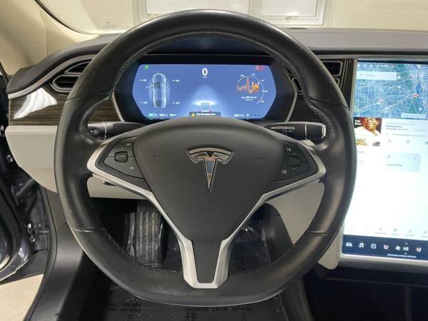 2014 Tesla Model S 85 kWh Panoramic Heated Seats Auto pilot Sedan -... for sale in Portland, OR – photo 16