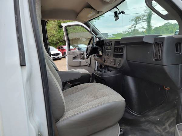 2019 Chevrolet Express Commercial Cutaway 16 FOOT BOX - cars & for sale in Vicksburg, AL – photo 13