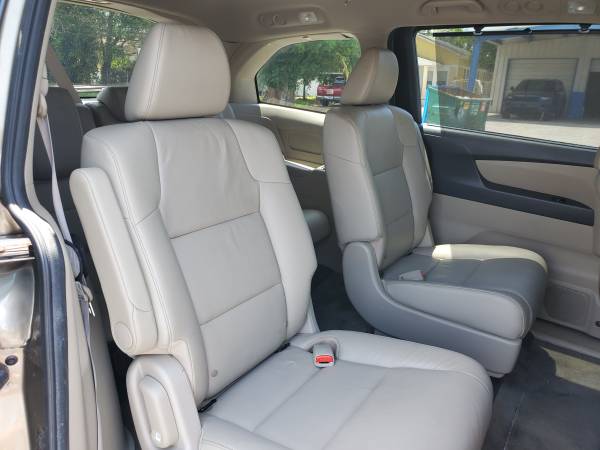 2012 Honda Odyssey EX-L - 79k mi - Leather, Moonroof, Smooth V6 for sale in Fort Myers, FL – photo 10