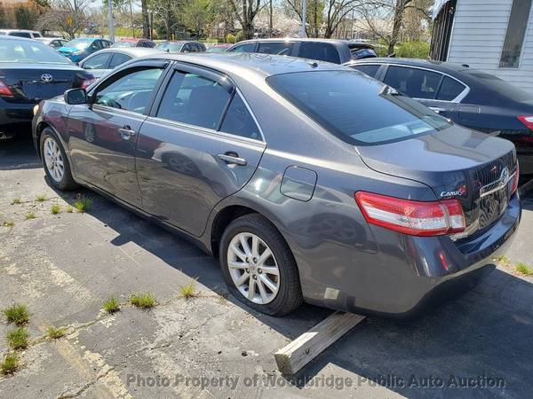 2011 Toyota Camry Gray - - by dealer - vehicle for sale in Woodbridge, District Of Columbia – photo 4