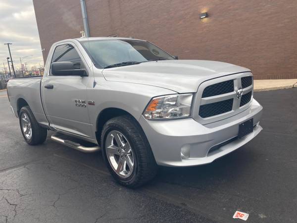 2014 ram 1500 - cars & trucks - by owner - vehicle automotive sale for sale in Chicago, IL – photo 2