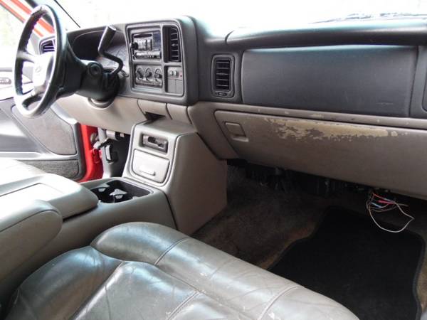 2002 Chevrolet Tahoe 4WD - - by dealer - vehicle for sale in Picayune, MS – photo 11