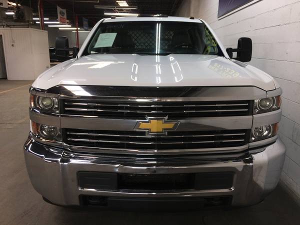 2015 Chevrolet 3500 HD DRW 6.6L Diesel Crew Cab Flatbed - cars &... for sale in Arlington, TX – photo 6