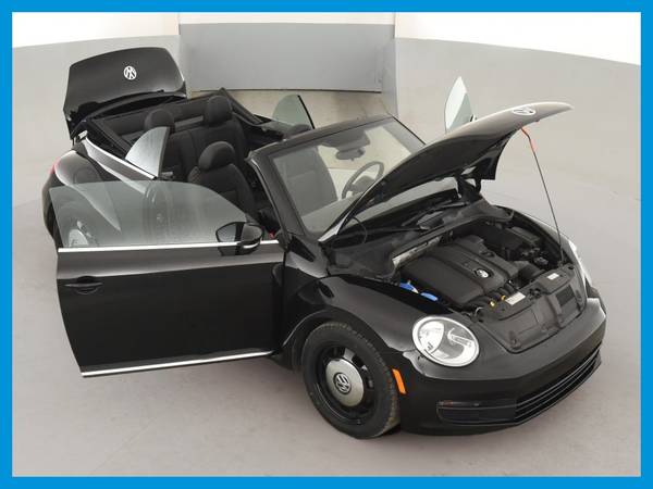 2014 VW Volkswagen Beetle 2 5L Convertible 2D Convertible Black for sale in Long Beach, CA – photo 21