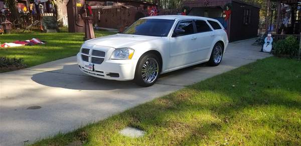 2006 Dodge Magnum - cars & trucks - by owner - vehicle automotive sale for sale in Winnsboro, SC – photo 2