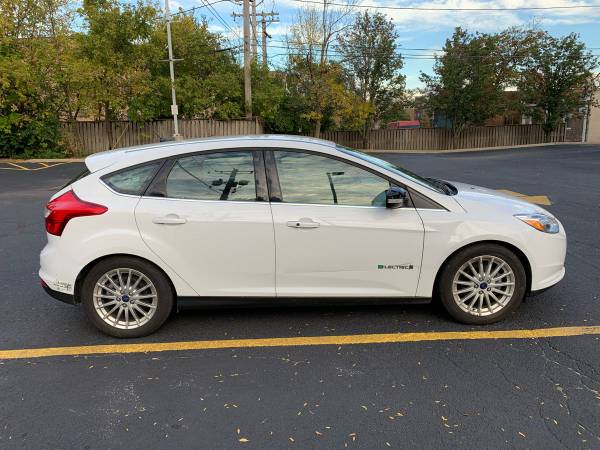 2012 Ford Focus Electric (EV) for sale in Chicago, IN – photo 4
