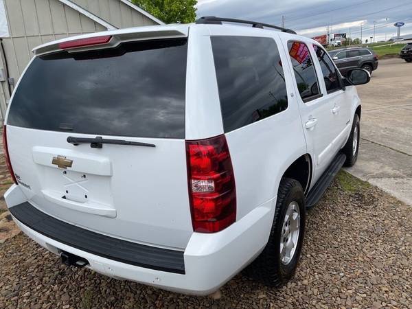 2008 Chevy Chevrolet Tahoe 1500 suv WHITE - - by for sale in Springdale, MO – photo 8