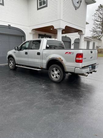 2005 FORD F150 4wd FX4 runs great $5800 - cars & trucks - by owner -... for sale in Libertyville, IL – photo 4