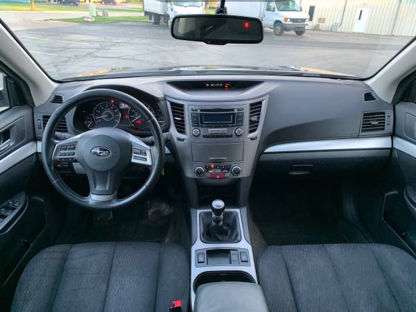 2012 Subaru Outback 2 5i Premium 6-Speed Manual! for sale in Naperville, IL – photo 14