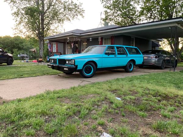 1985 Olds Custom Cruiser for sale in Southaven, TN / classiccarsfair.com