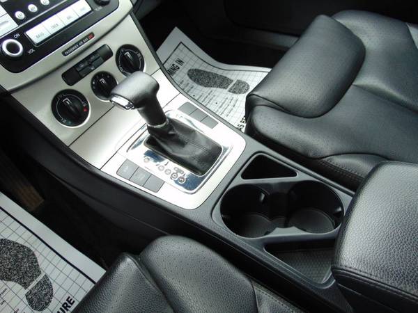2007 Volkswagen Passat, 143K Miles, Leather, Very Sharp! for sale in Alexandria, ND – photo 9