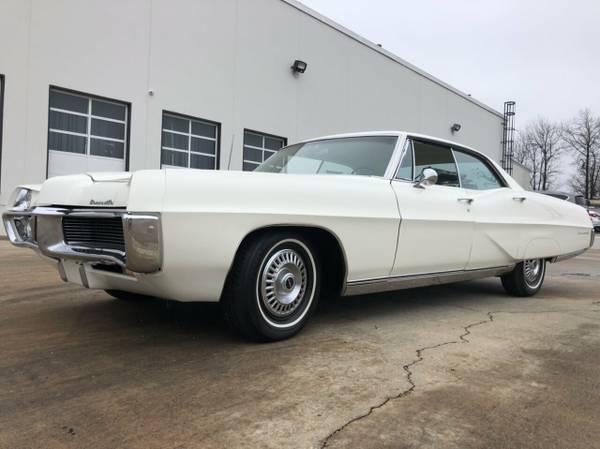 1967 Pontiac Bonneville White - - by dealer for sale in Johnstown , PA – photo 3