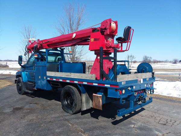 2007 GMC C7500 47 Sheave Height Altec Diesel 120k mi Digger Derrick for sale in Gilberts, WI – photo 5