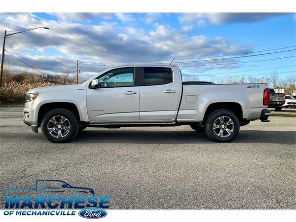 2017 Chevrolet Colorado Z71 4x4 4dr Crew Cab 5 ft. SB - truck - cars... for sale in mechanicville, NY – photo 6