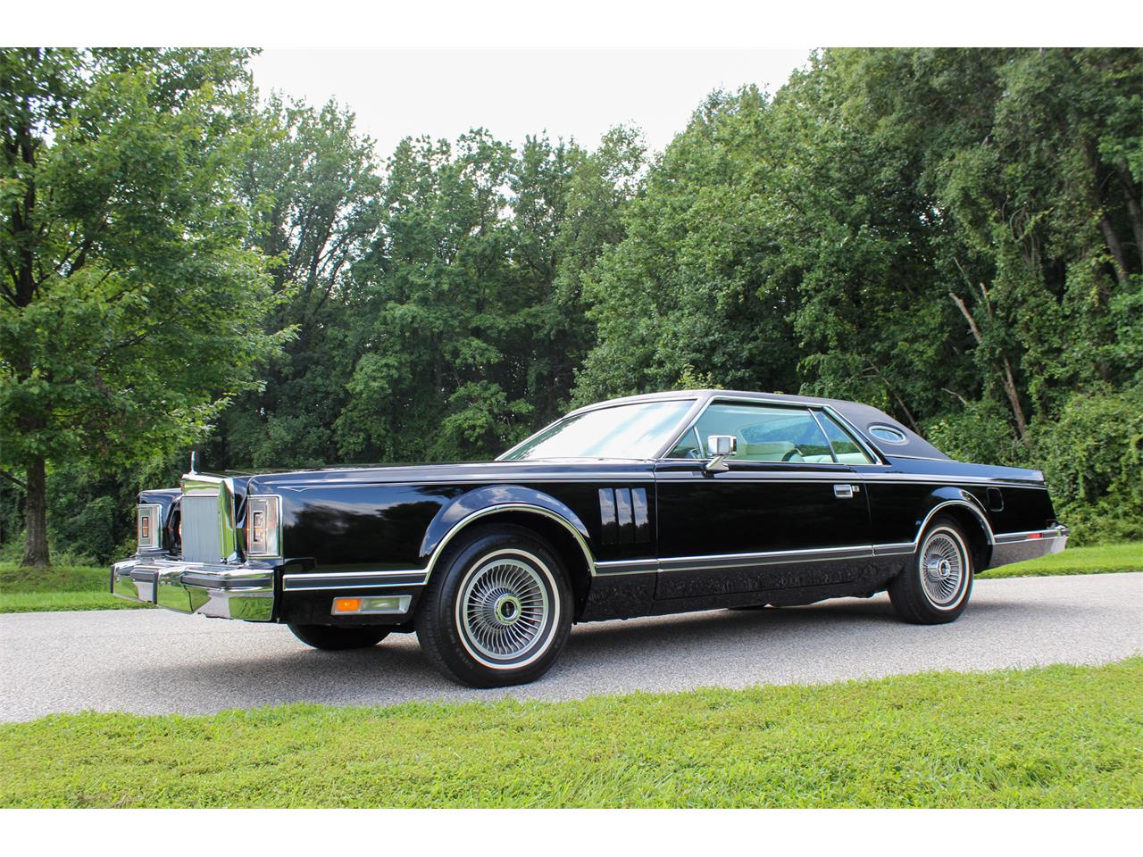 1977 Lincoln Continental Mark V for sale in Crofton, MD – photo 2