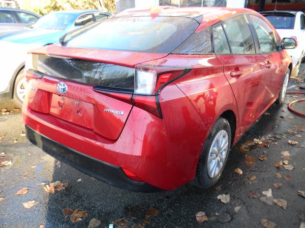 2019 Toyota Prius LE - cars & trucks - by dealer - vehicle... for sale in Bellevue, WA – photo 4