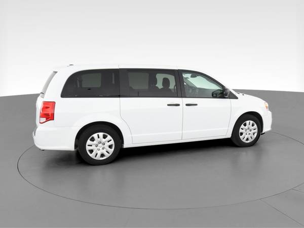 2019 Dodge Grand Caravan Passenger SE Minivan 4D van White - FINANCE... for sale in Atlanta, CA – photo 12
