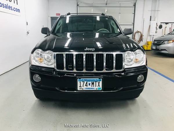 2006 Jeep Grand Cherokee Limited V8 Sunroof, Heated Leather! Very Nice for sale in Eden Prairie, MN – photo 2