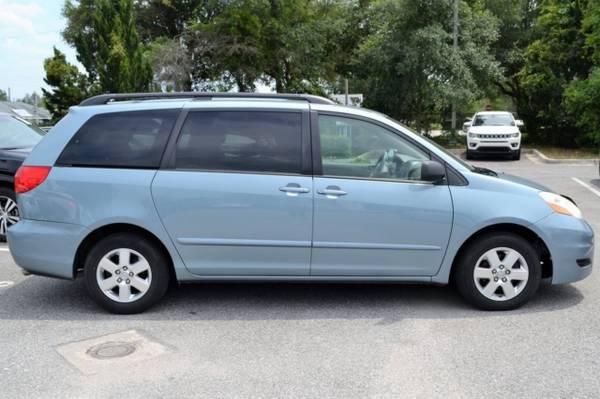 2009 Toyota Sienna LE - - by dealer - vehicle for sale in St. Augustine, FL – photo 4