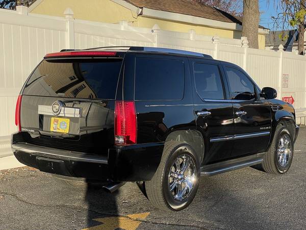 2007 Cadillac Escalade LUXURY - - by dealer - vehicle for sale in Paterson, NJ – photo 7