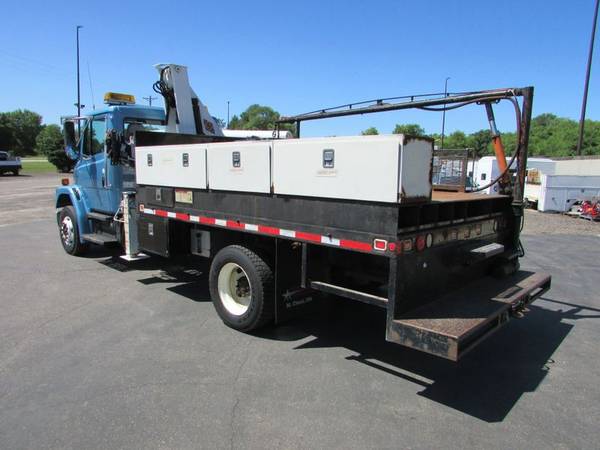 1998 Freightliner FL70 CAT Flatbed with Knuckle Boom for sale in ST Cloud, MN – photo 3
