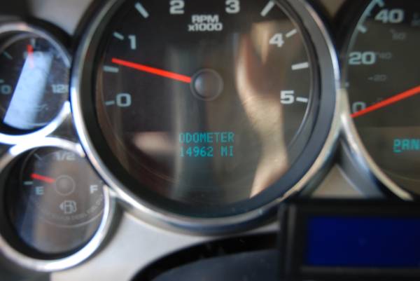 2011 Chevrolet 2500, Duramax Diesel, Crew, Longbed, 4WD, 17k - cars... for sale in Morrisville, VA – photo 16