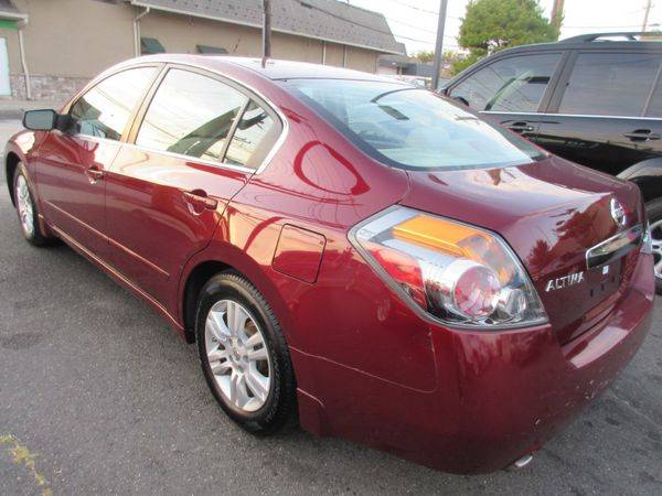 2010 Nissan Altima 4dr Sdn I4 CVT 2.5 S ***Guaranteed Financing!!! for sale in Lynbrook, NY – photo 3