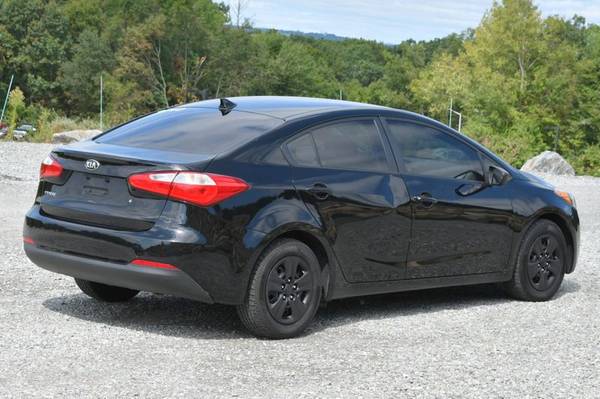 2015 *Kia* *Forte* *LX* - cars & trucks - by dealer - vehicle... for sale in Naugatuck, CT – photo 5