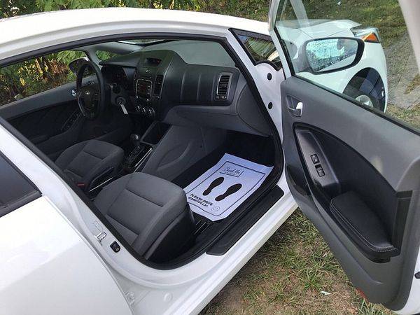 2017 Kia Forte 4d Sedan LX Auto *Guaranteed Approval*Low Down... for sale in Oregon, OH – photo 9