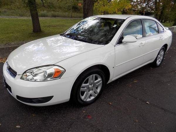 2007 Chevrolet Chevy Impala 4dr Sdn 3.9L LT - cars & trucks - by... for sale in Norton, OH – photo 3