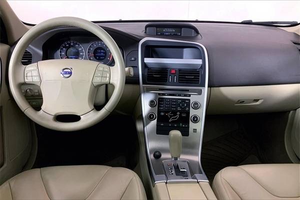 2010 Volvo XC60 3.2 - cars & trucks - by dealer - vehicle automotive... for sale in Honolulu, HI – photo 15