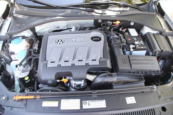 2012 Volkswagen Passat TDI SE w/Sunroof, we have many Diesels for sale in Clovis, CA – photo 20