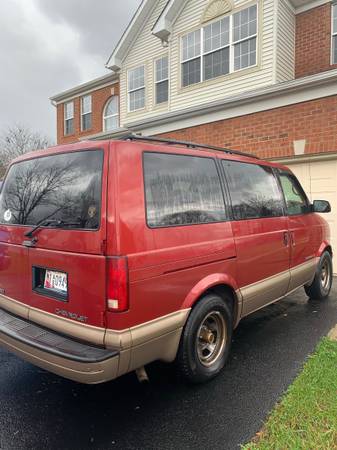 1999 Chevy Astro 4WD with 135k miles - cars & trucks - by owner -... for sale in Bowie, District Of Columbia – photo 2