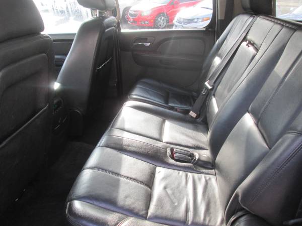 FM Jones and Sons 2013 GMC Yukon XL 3rd Row Seating 4x4 - cars &... for sale in Eugene, OR – photo 9
