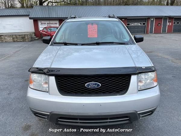 2005 Ford Freestyle SE AWD - - by dealer - vehicle for sale in Sunbury, PA – photo 2