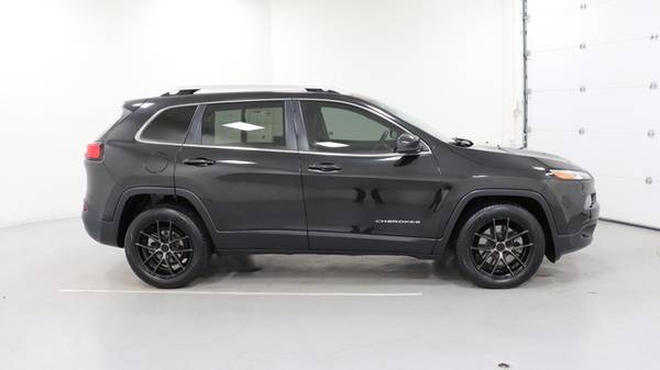 2015 Jeep Cherokee FWD 4dr Limited SUV for sale in Springfield, OR – photo 5