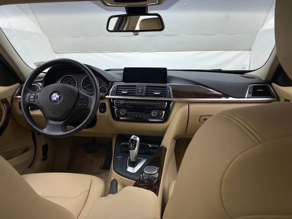 2016 BMW 3 Series 320i xDrive Sedan 4D sedan Black - FINANCE ONLINE... for sale in Spring Hill, FL – photo 21
