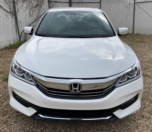 2017 Honda Accord Sport automatic CVT 22K MILES Warranty - cars & for sale in Capitol Heights, District Of Columbia – photo 3